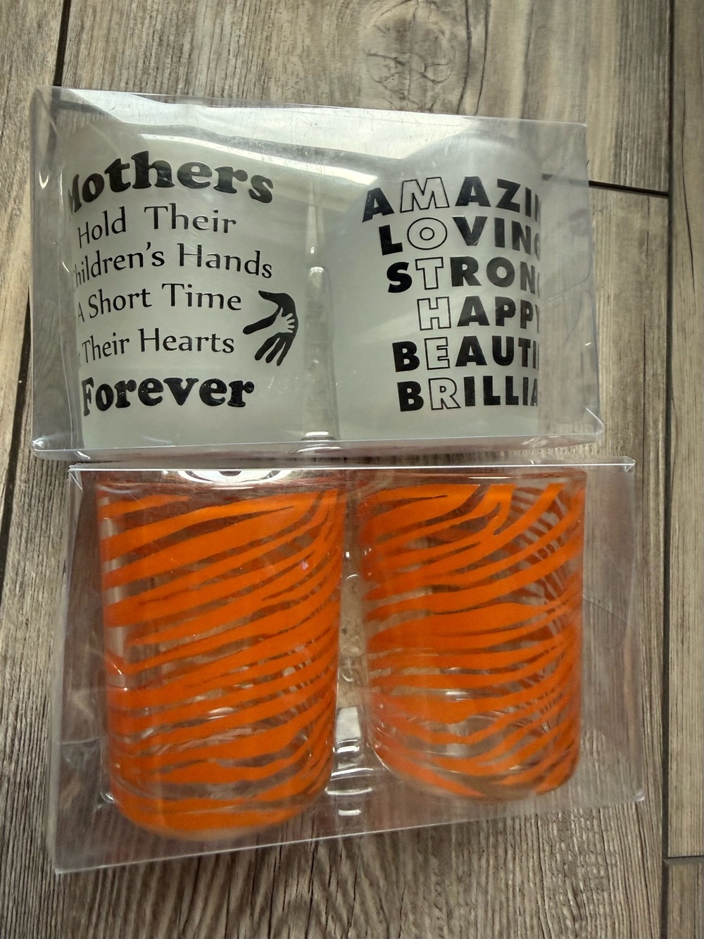 Set of 4 glass tea light candle holders | new in package
